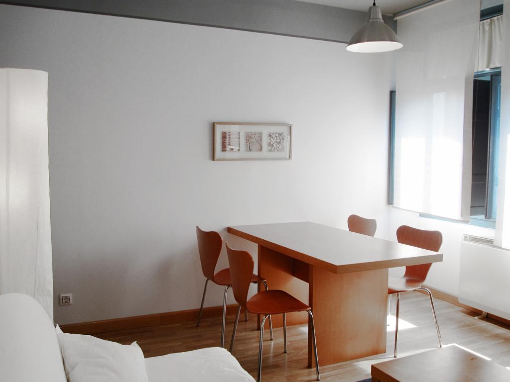 Apartamentos Legazpi Кангас-дель-Нарсеа Екстер'єр фото